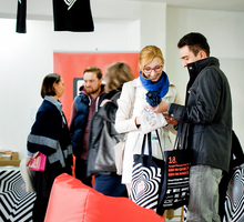 kng_04_28-044
